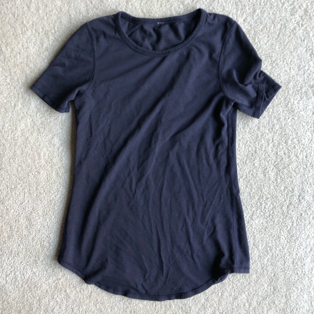 Navy Lululemon tee. Size 4